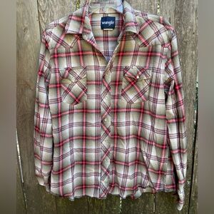 Wrangler Men's Brown and Red Plaid Flannel Pearl Snap Shirt